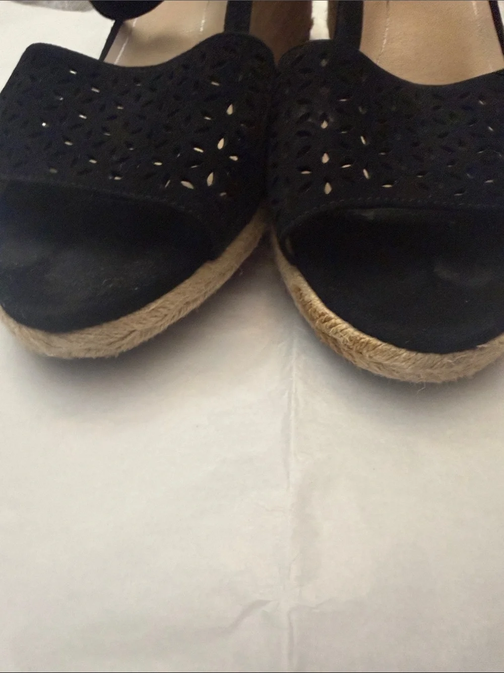 Vionic Black Laser-Cut Wedge Slingback Sandals
